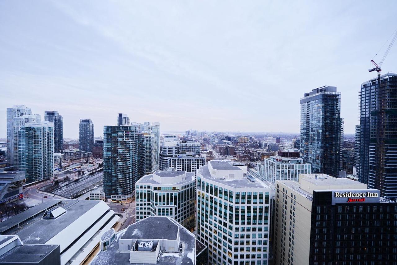 Grand Royal Condos - Cn Tower Toronto Exterior photo